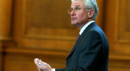 бисеров дано следващият парламент придатък премиера