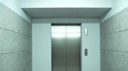 асансьор навъртял 1200 лева ток