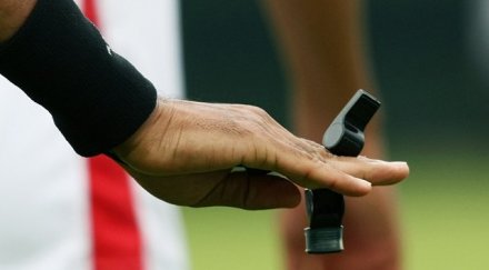 турски рефер решава съдбата българия копенхаген