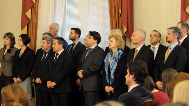 Глобал Пост: Технократски български кабинет ще връща доверието на хората