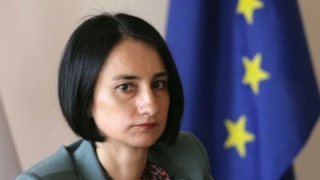 Деяна Костадинова: Не очаквайте кардинални промени и сериозни реформи