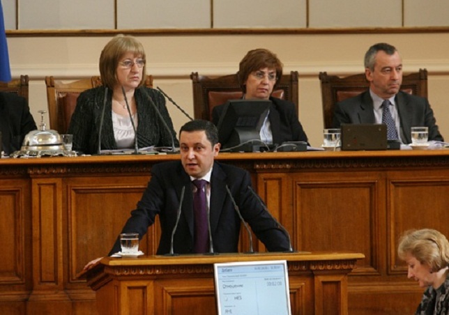 Шефовете на сдружения няма да декларират имотите си