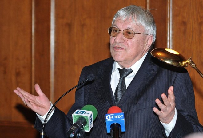 Андрей Пантев напуска политиката