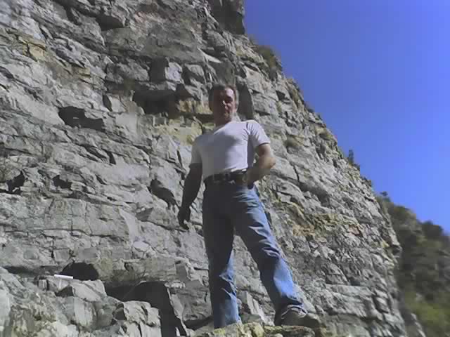 Самозапалилият се ковач в критично състояние