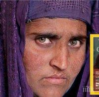 Депортират пакистанското момиче 