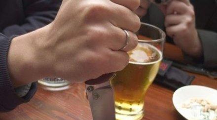 пиян налетя охранител вилица преправена бокс