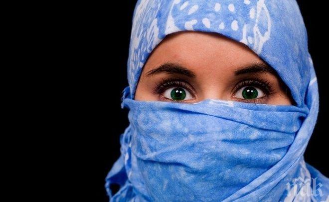 Две тийнейджърки в Мароко са дадени на съд по обвинения в хомосексуална връзка