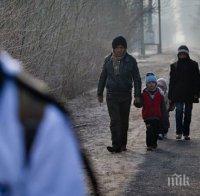 В Мюнхен пъхат непълнолетните бежанци зад четириметрова стена