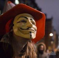 СТРЕС! Хиляди маскирани маршируват в центъра на Лондон