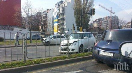 първо пик тежка катастрофа софия две коли удариха бул тодор александров снимки