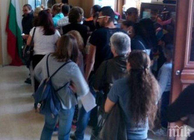 300% по-висока избирателна активност на остров Крит