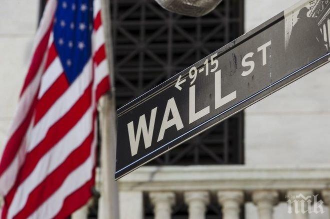 Рекорд за Дау Джоунс на Уолстрийт, Насдак слиза надолу