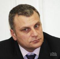 Курумбашев с остър коментар за Борисов и Слави