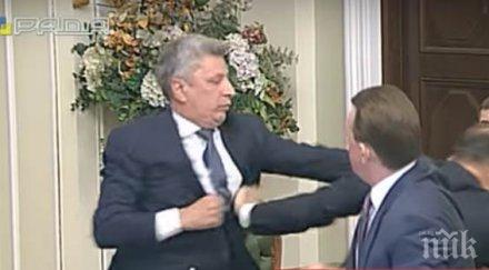 луд екшън бой депутати киев заради връзки кремъл видео