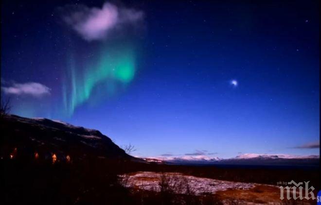Екскурзовод в шок! НЛО прелетя над Дядо Коледа в Лапландия (ВИДЕО)