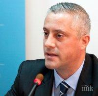 ИЗВЪНРЕДНО! Поискаха оставката на Лукарски в СДС