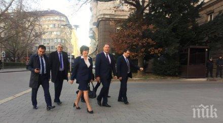 пик корнелия нинова първи думи срещата плевнелиев искаме предсрочни избори пролетта видеообновена