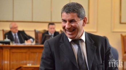 залозите започнаха депутат патриотите самопредложи социален министър