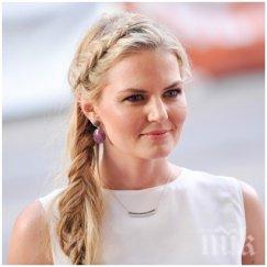 мадама хаус снима нас