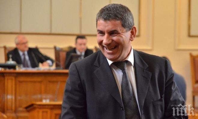 ЗАЛОЗИТЕ ЗАПОЧНАХА! Депутат на Патриотите се самопредложи за социален министър