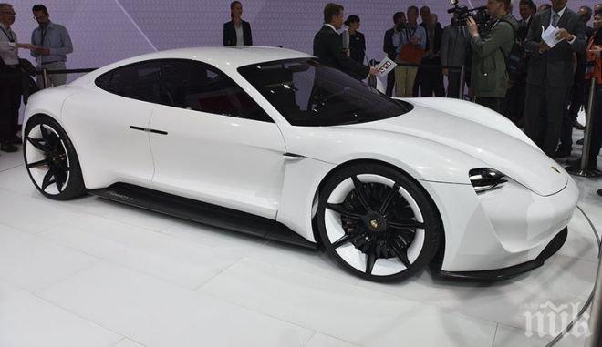 Продажбите на нови коли в ЕС падат, у нас растат