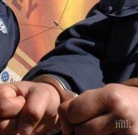 Подкупно ченге отива на съд, искал 