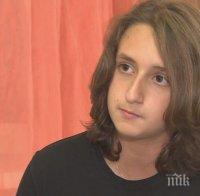 ЗЛАТНО СЪРЦЕ! 14-годишно момче си пуска коса, за да я дари на онкоболни