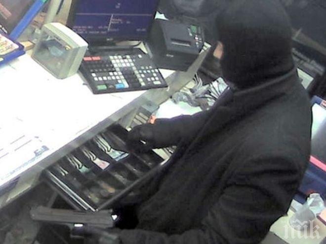 Обраха жълтите стотинки и салама в хасковски магазин