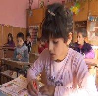 АБСУРД! Дете живее без ЕГН 7 години заради техническа грешка