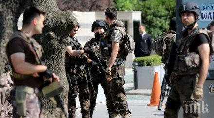 чистката продължава уволнените турция опита преврат вече 110 000