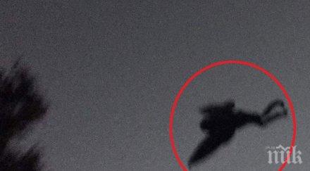 мистерия човекът молец появи отново знамение ужас мотман забелязан ден катастрофата чернобил снимки