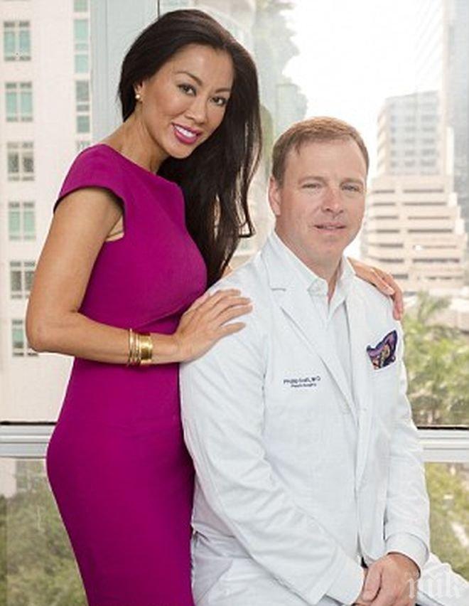 Пластичен хирург използва съпругата си като опитно зайче и ходеща реклама на процедурите си.