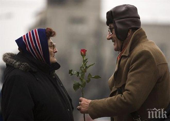 РАЗКРИТИЕ! Вижте защо жените живеят по-дълго от мъжете

