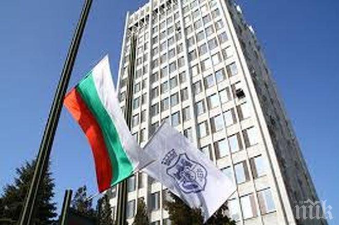 Защо най-бедната община у нас дава над 200 бона за принтери