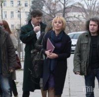 Мая Манолова яхна метлата на популизма
