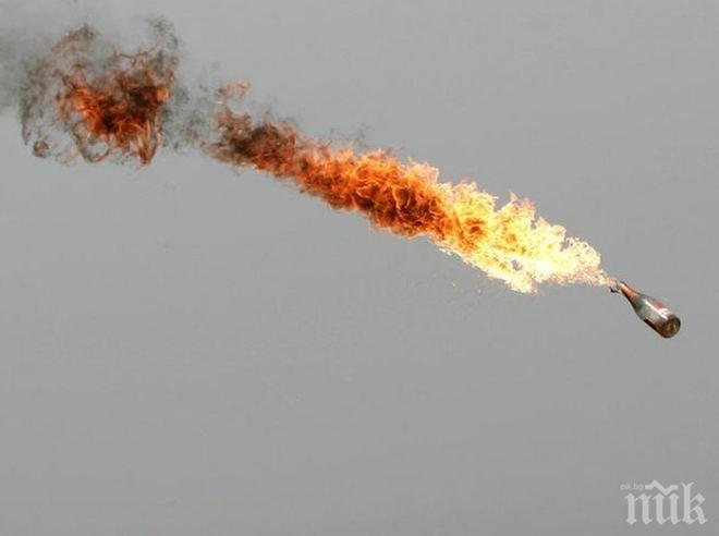 Нападнаха с коктейл Молотов бежански център във Виена