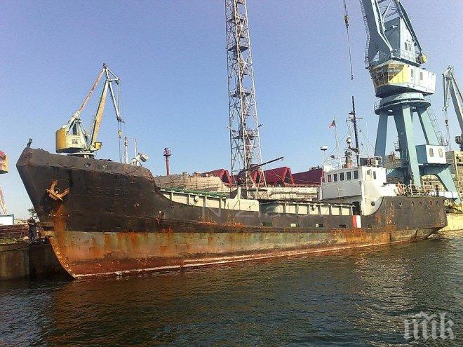 „Черен петък”: Съдия-изпълнител продава кораб за 7000 евро, мераклии няма

