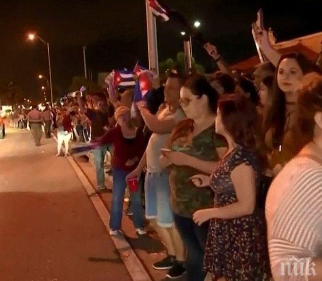 ПРЕЦЕДЕНТ! Латиноси си спретнаха купон по улиците на Маями - празнуват смъртта на Кастро  (ВИДЕО)