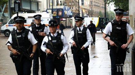 лондон нащрек антитерористична полиция дебне улиците