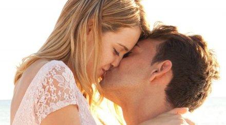 загадка целуваме затворени очи