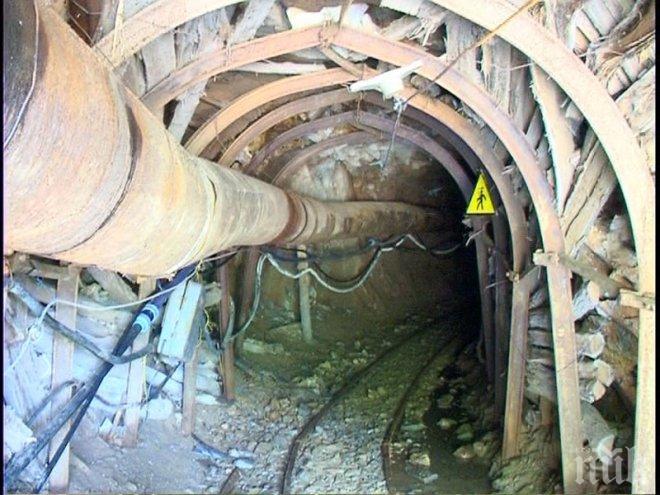 Премиерът на Полша замина за мината, където загинаха трима миньори