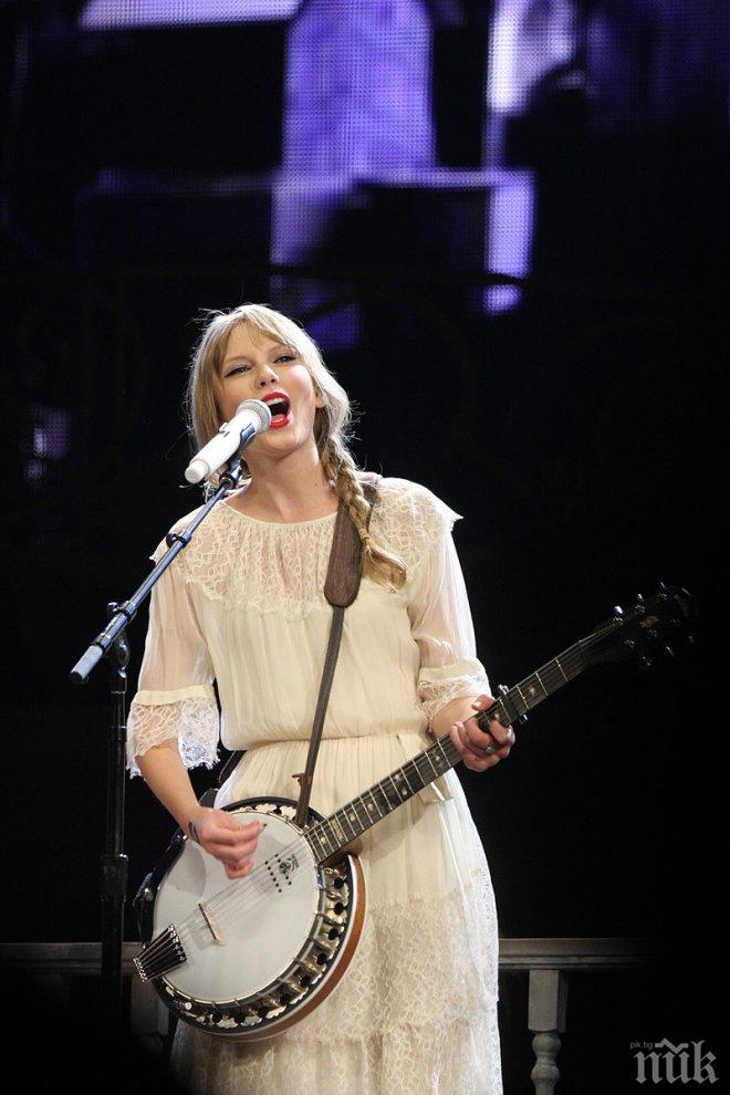 Forbes класира най-скъпоплатените музиканти на годината! Кой води по рейтинг?