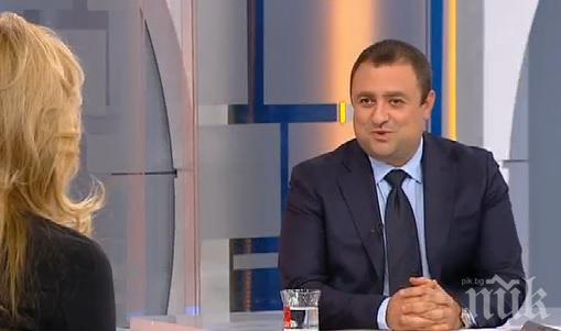 Червен депутат предупреди: Гласят нов тип старо правителство! Плевнелиев е политическият баща на този Франкенщайн