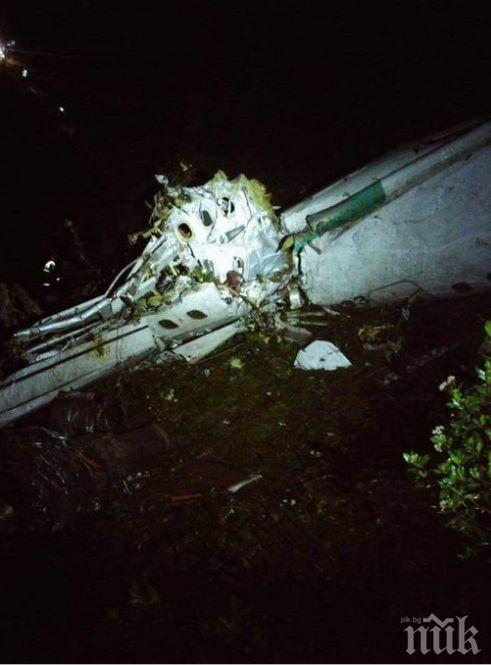 Официално: 6 души са спасени при самолетната катастрофа