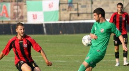 ботев локо нулево равенство гонят играч железничарите