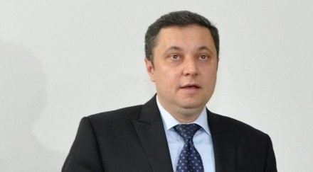 яне явява сам изборите