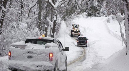 унгария извади танкове помощ закъсалите