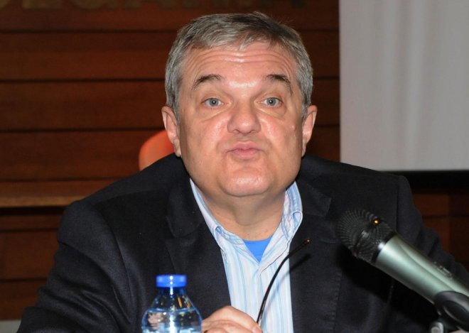 Дейци на културата и спорта искат Румен Петков пак да е депутат