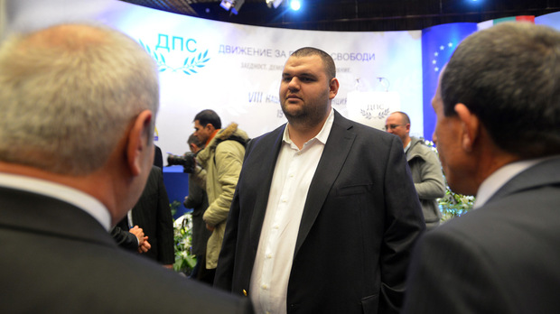 Пеевски срещу генерал, бивш министър и борец в битката за Пазарджик