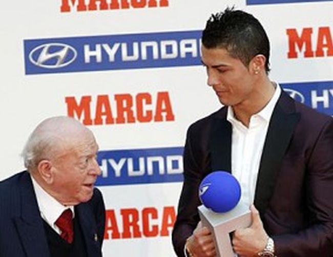 Роналдо мълчи на въпрос дали е щастлив (Видео)